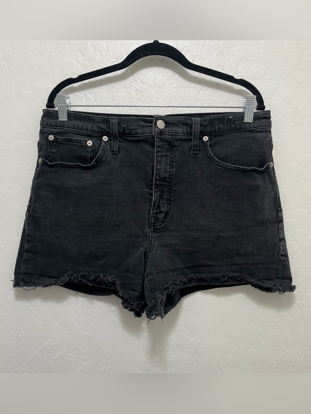 Madewell Black High Rise Denim Shorts Size 31